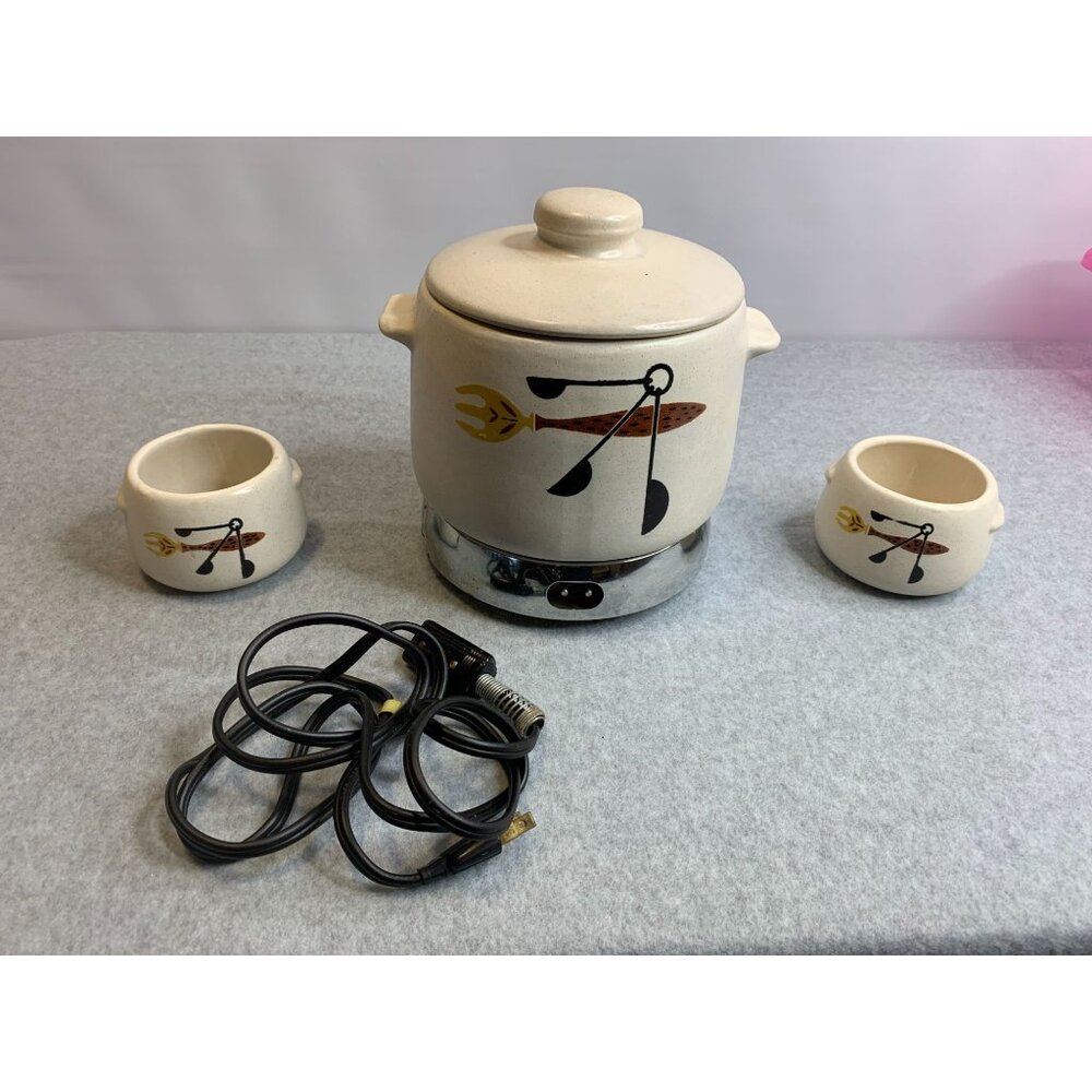 Vintage West bend Electric Buffet Patio Server Stoneware 6 pcs Bean Bowls Cooker